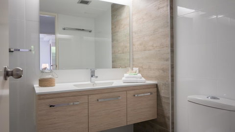 Norfolk Luxury Beachfront Apartments - Accommodation VIC 16