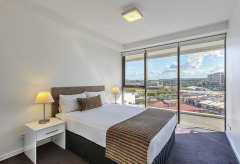 Code Apartments - Accommodation VIC 4