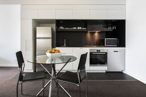 Code Apartments - Accommodation VIC 3