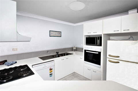 Key Largo Holiday Apartments - Accommodation VIC 6