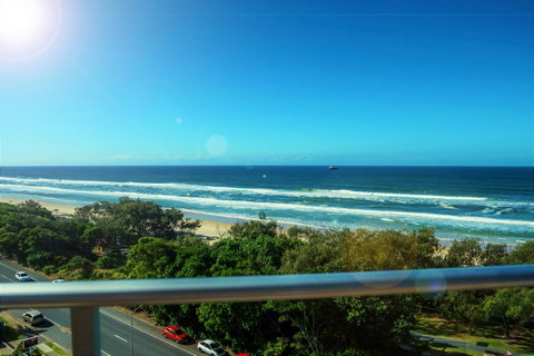 Equinox Resort - Accommodation VIC 3