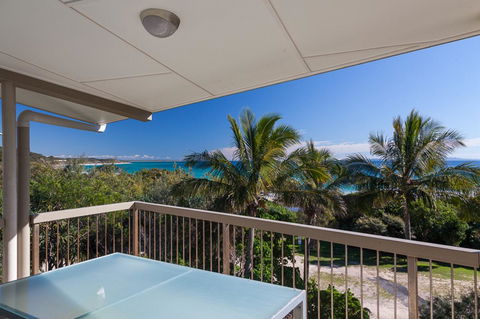 Cylinder Beach Mooloomba Unit 3 - Accommodation VIC 0