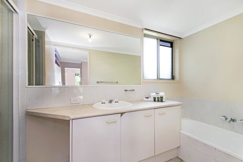 Growder Court 3 - Coolum Beach QLD - Accommodation VIC 17