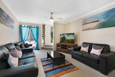 Growder Court 3 - Coolum Beach QLD - Accommodation VIC 0