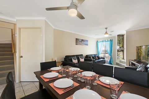 Growder Court 3 - Coolum Beach QLD - Accommodation VIC 5