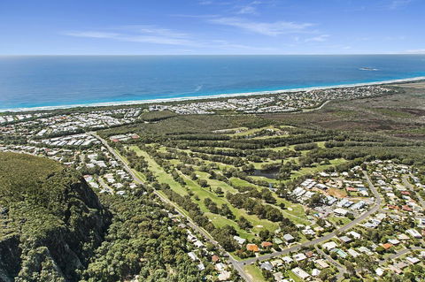 Growder Court 3 - Coolum Beach QLD - Accommodation VIC 28