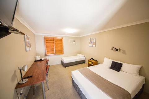 Cosmopolitan Motel & Serviced Apartments - Accommodation VIC 6