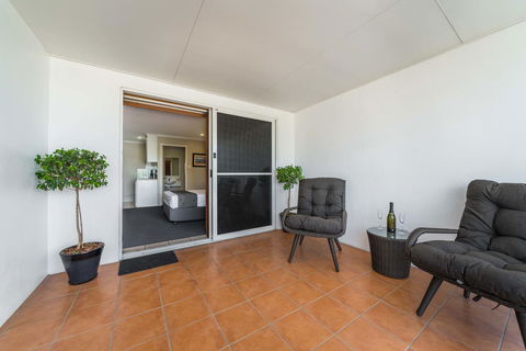 Cosmopolitan Motel & Serviced Apartments - Accommodation VIC 18