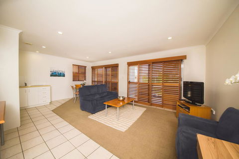 Cosmopolitan Motel & Serviced Apartments - Accommodation VIC 24