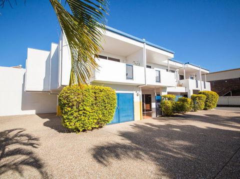 Cosmopolitan Motel & Serviced Apartments - Accommodation VIC 2