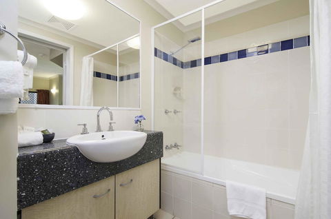 Bay Villas Resort - Accommodation VIC 29