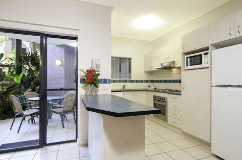 Bay Villas Resort - Accommodation VIC 2