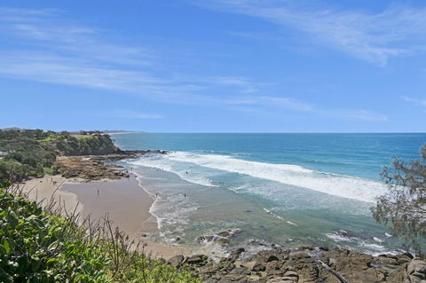 Pandanus Coolum Beach - Accommodation VIC 13