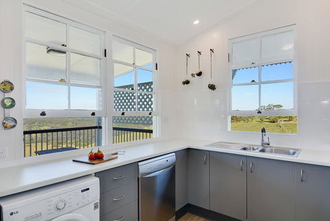 Cloud Hill - Accommodation VIC 12