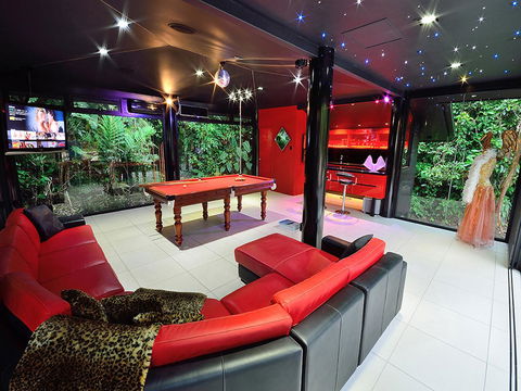 Misty Mountains Rainforest Retreat - Accommodation VIC 5