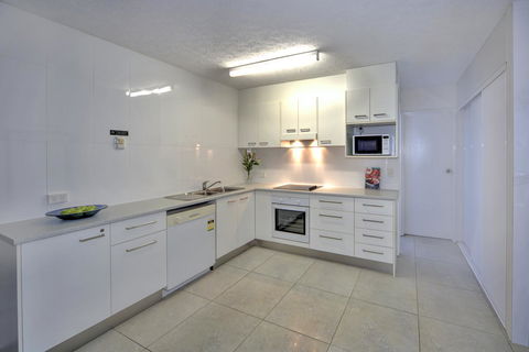 Surf Dance Apartments - Accommodation VIC 23