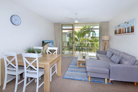Surf Dance Apartments - Accommodation VIC 4