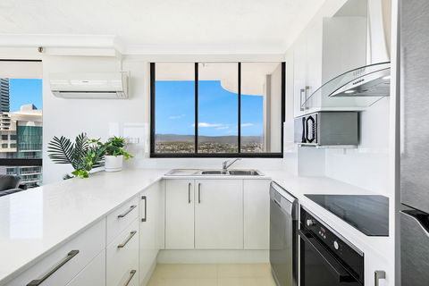 Beachcomber Holiday Apartment - Accommodation VIC 8
