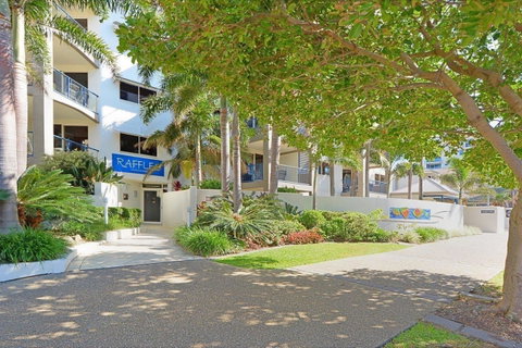 Raffles Mooloolaba - Accommodation VIC 13