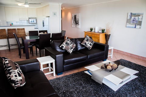 Elouera Tower - Accommodation VIC 9