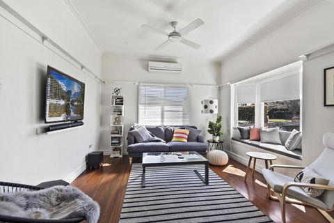 The Lighthouse - Accommodation VIC 2