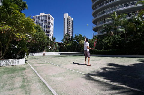 Surfers Mayfair - Accommodation VIC 3