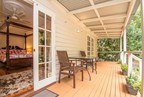 Curtis Falls Cottage - Accommodation VIC 16