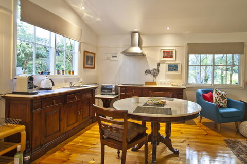 Curtis Falls Cottage - Accommodation VIC 19