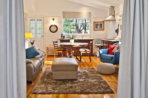 Curtis Falls Cottage - Accommodation VIC 11
