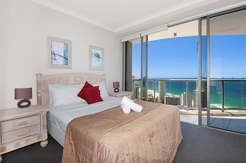 Chevron Renaissance - HR Surfers Paradise - Accommodation VIC 6