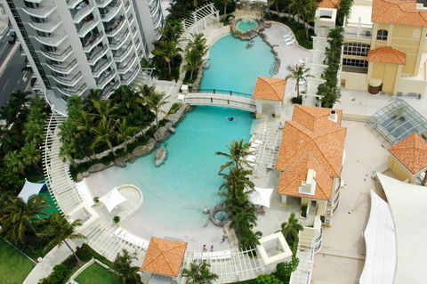 Chevron Renaissance - HR Surfers Paradise - Accommodation VIC 9
