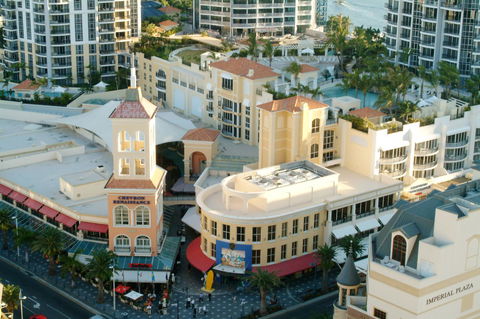 Chevron Renaissance - HR Surfers Paradise - Accommodation VIC 26