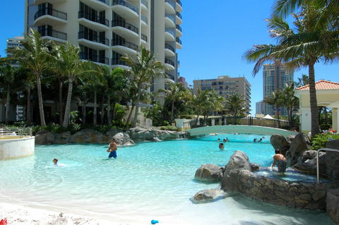 Chevron Renaissance - HR Surfers Paradise - Accommodation VIC 16