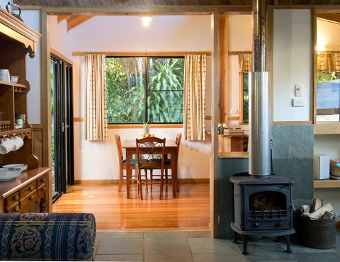 Sharlynn By The River - Accommodation VIC 42