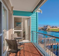 Waters Edge Apartment with Jetty - Accommodation VIC