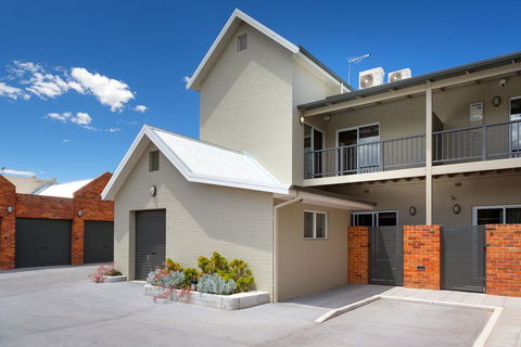 Waterstreet Apartment - Accommodation VIC 3