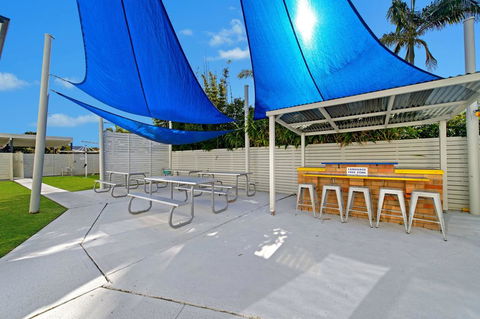 WAVES ON MAIN, 4/1 MAIN STREET - Accommodation VIC 2