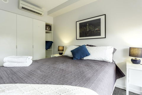 Well-Appointed 3 Bedroom, 2 Bath, Parking & Pool - Accommodation VIC 1