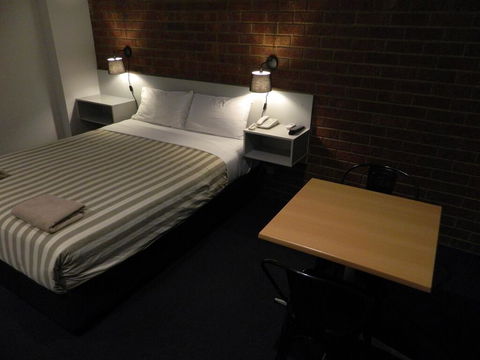 Werribee Motel And Apartments - Accommodation VIC 3