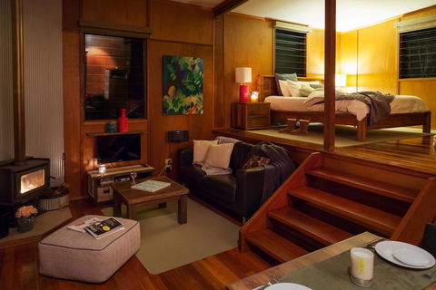 Whispering Valley Cottage Retreat - Accommodation VIC 2