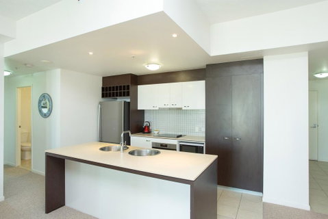 Wings Resort - Private Apartments - Accommodation VIC 3