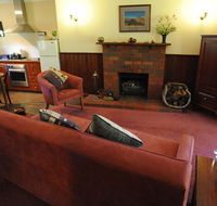 Wintarni Olives Cottage - Accommodation VIC