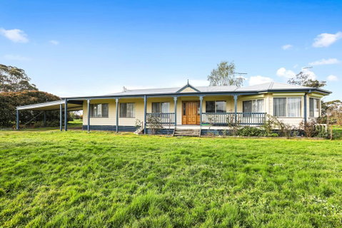 Yarragon 4 Bedroom House In Gippsland - Accommodation VIC 1
