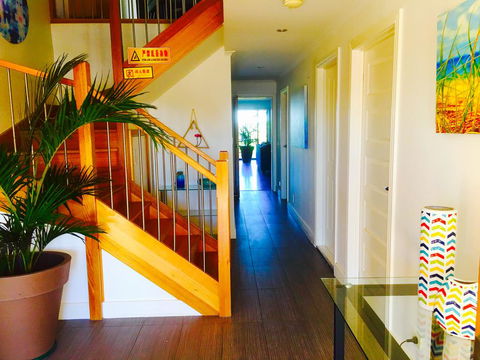 Yes Holiday Home - Accommodation VIC 2