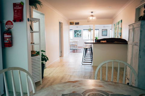 Yeppoon Beachhouse - Accommodation VIC 1