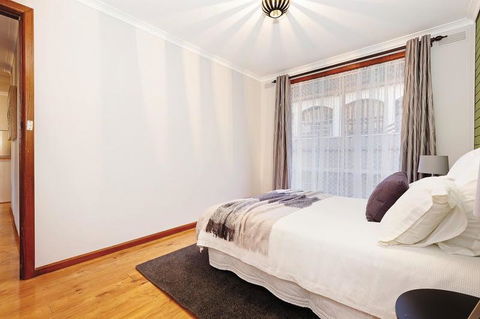 Your Ballarat Home - Accommodation VIC 3