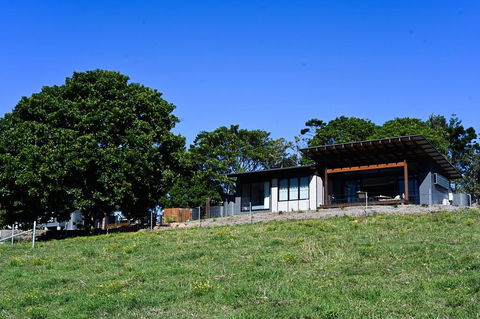 Your Luxury Escape - Carinya Cottages 5 - Accommodation VIC 3