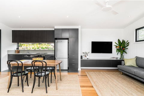 Your Luxury Escape - Carinya Cottages 6 - Accommodation VIC 1