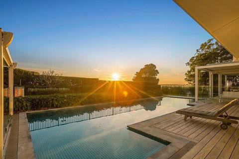 Your Luxury Escape - Trig Point - Accommodation VIC 2