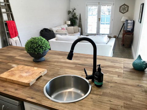 YSG The Edward Townhouse 153 - Walk To Town - Accommodation VIC 1